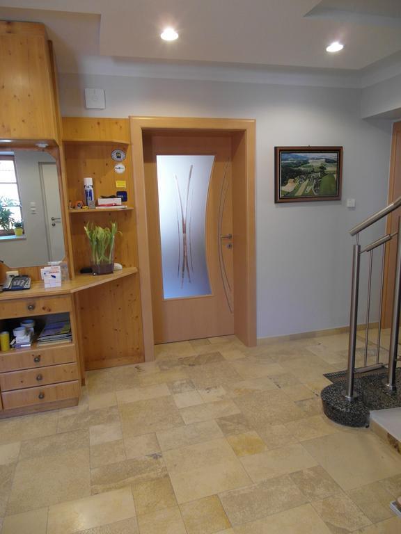Lugerfarm Hotel Мелк Екстериор снимка